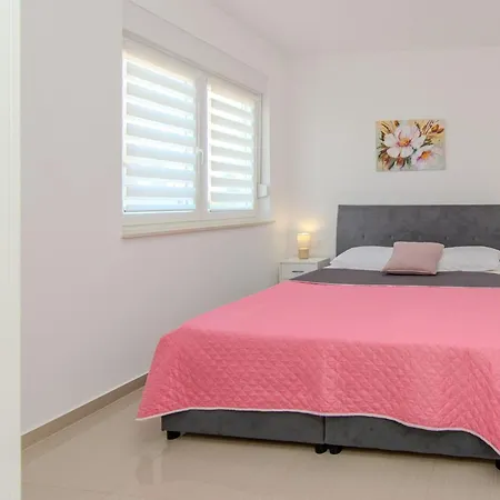 Brcina By Interhome Appartamento Vir