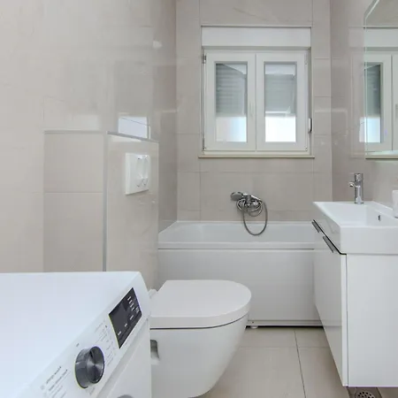 Brcina By Interhome 公寓